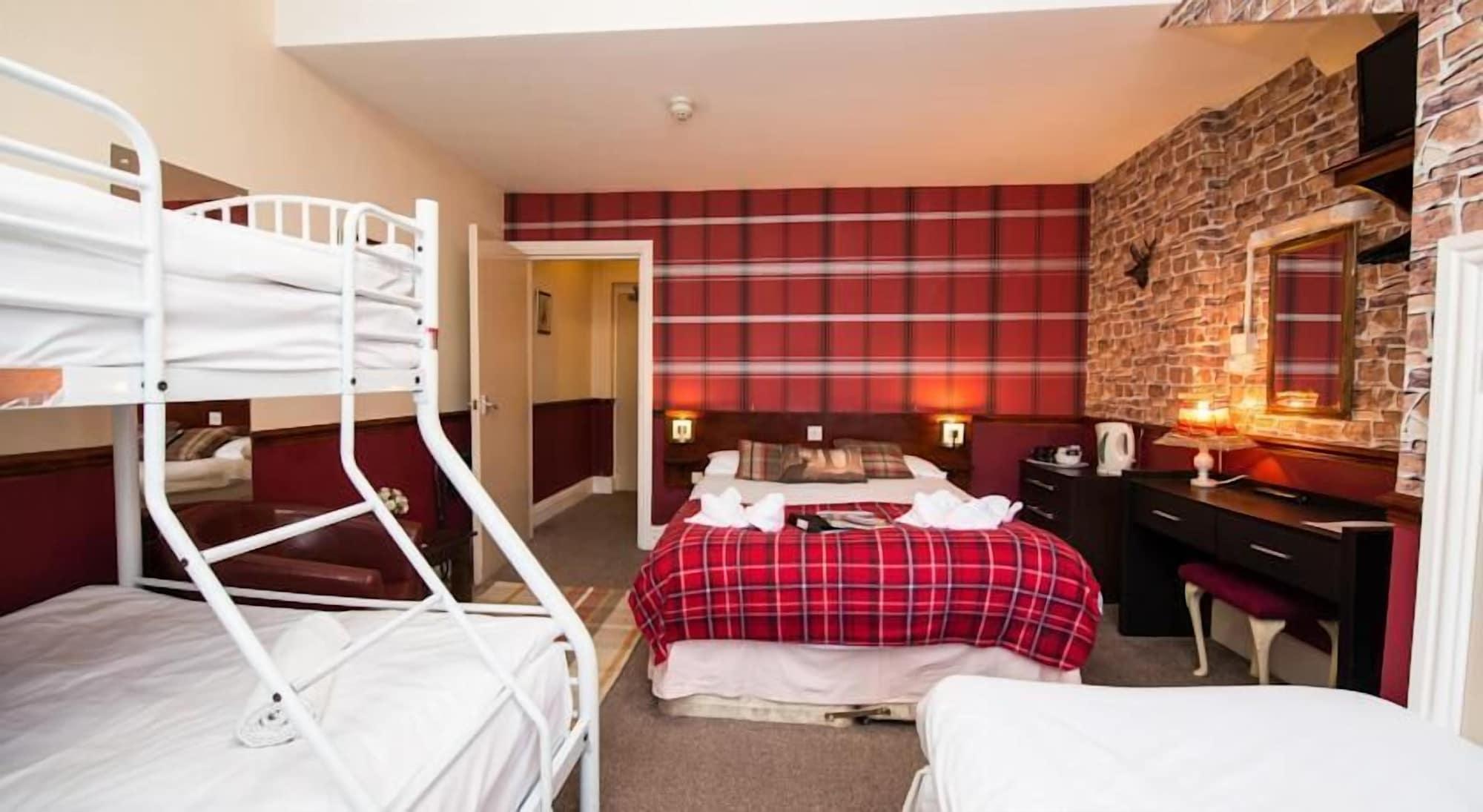 The Scarborough Travel And Holiday Lodge Bagian luar foto