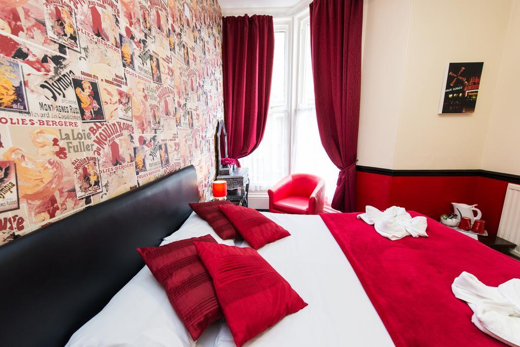 The Scarborough Travel And Holiday Lodge Bagian luar foto