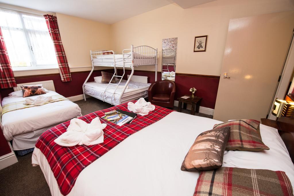 The Scarborough Travel And Holiday Lodge Bagian luar foto