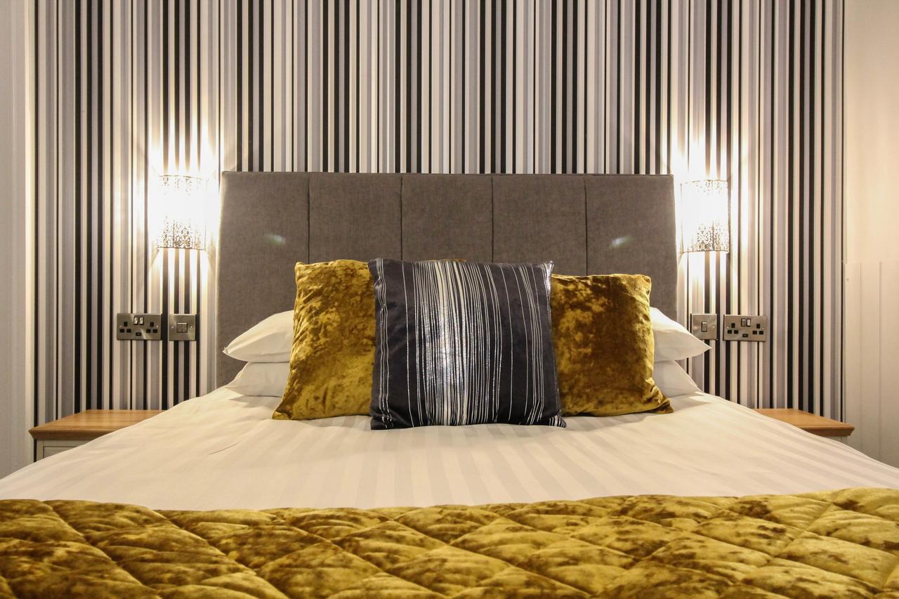 The Scarborough Travel And Holiday Lodge Bagian luar foto