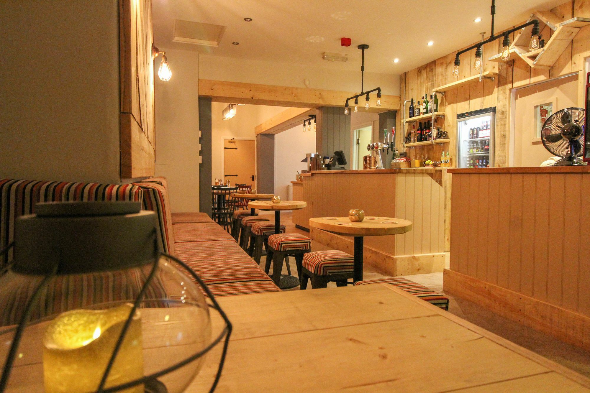 The Scarborough Travel And Holiday Lodge Bagian luar foto